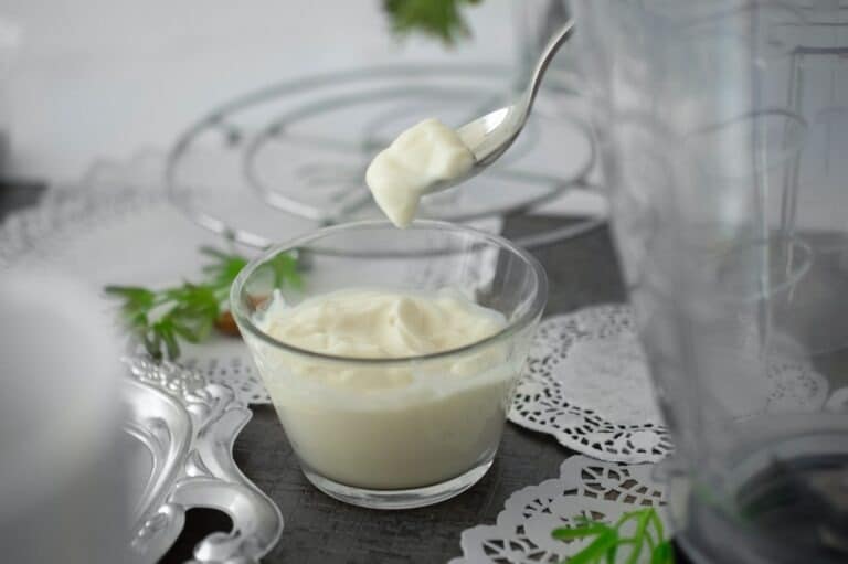 Iaurturile Danone Lingurite De S