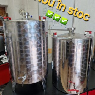 Butoi Țuică Inox 64 Litri - Ideal pentru păstrarea și fermentarea țuicii. Fabricat din inox de calitate premium, acest butoi