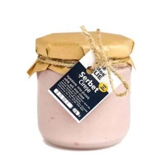 Șerbet de cacao Moș Ilie este un deliciu rafinat, perfect pentru iubitorii de dulciuri. Cu o textură fină și un gust intens