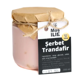 Șerbet de trandafiri Moș Ilie este un deliciu dulce și rafinat, preparat din petale de trandafir proaspete. Acest produs