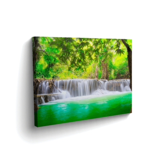 Tablou pe pânză canvas cu design impresionant al unei cascade. Această operă de artă aduce un strop de natură în orice