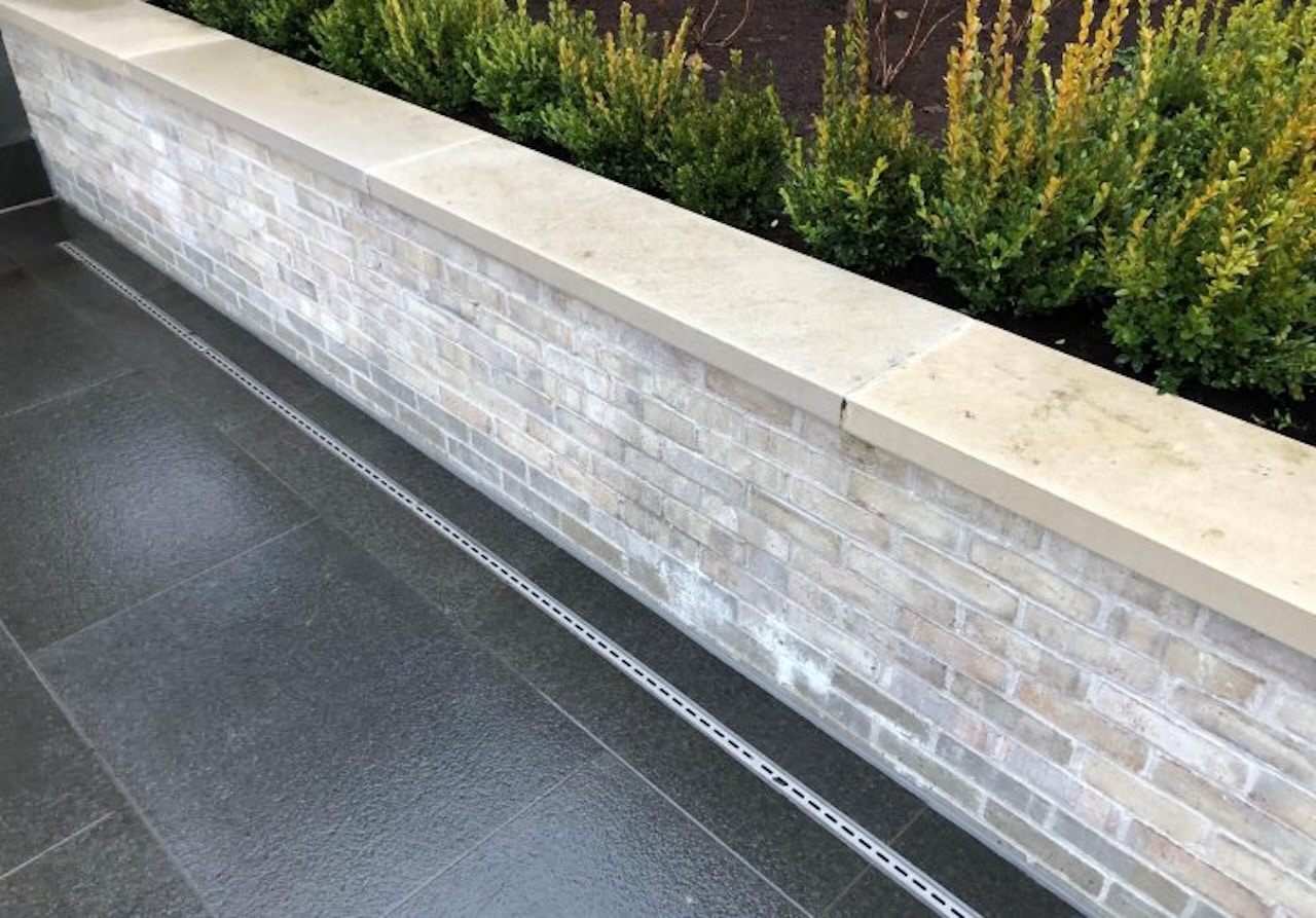 Rigole din inox sau polipropilenă