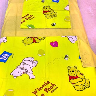 Lenjerie patut bebelusi galbena , model Pooh