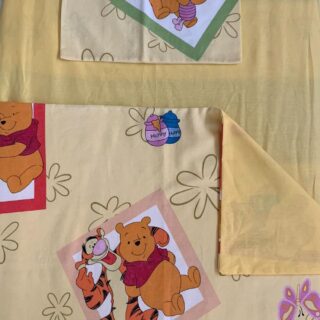 Lenjerie patut cu paturica, model Disney Pooh
