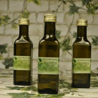 Ulei de magneziu 100ml pentru aplicare delicată, ideal pentru relaxare și confort. Acest ulei este perfect pentru a calma