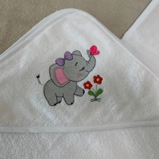 Prosop bebelusi , broderie Elefantica vesela