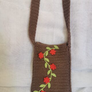 gentuta crosetata manual in romania