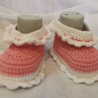 botosei crosetati in romania